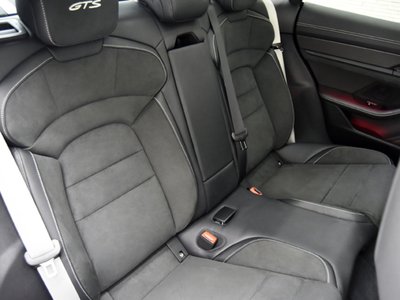 صورة مصغرة 28 لـ 2023 Porsche TAYCAN