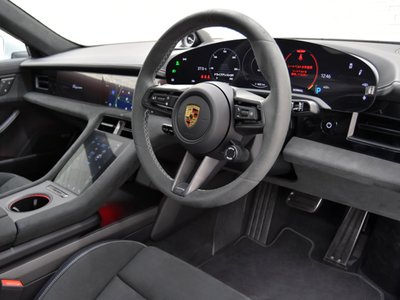 صورة مصغرة 25 لـ 2023 Porsche TAYCAN