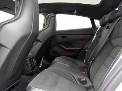 صورة مصغرة 27 لـ 2023 Porsche TAYCAN