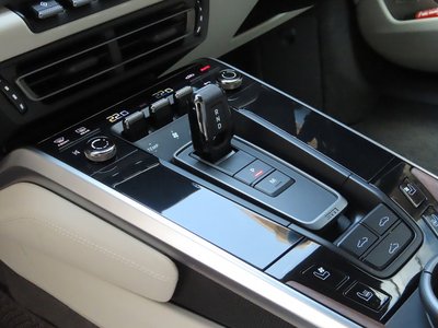 صورة مصغرة 66 لـ 2020 Porsche 911