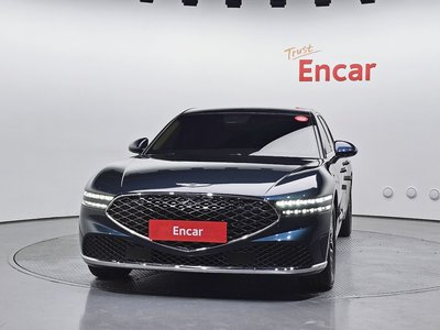 صورة 2 لـ 2022 Genesis G90 (RS4)