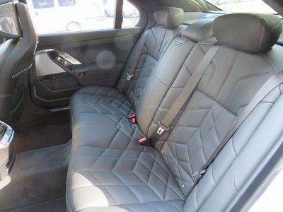 صورة 10 لـ 2025 BMW 7 SERIES