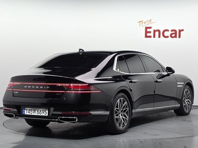 صورة 4 لـ 2022 Genesis G90 (RS4)