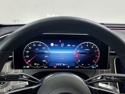 MERCEDES-BENZ E-CLASS - 8