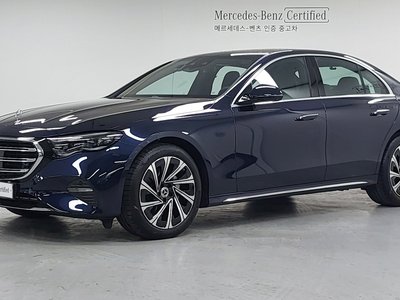 MERCEDES-BENZ E-CLASS - 1