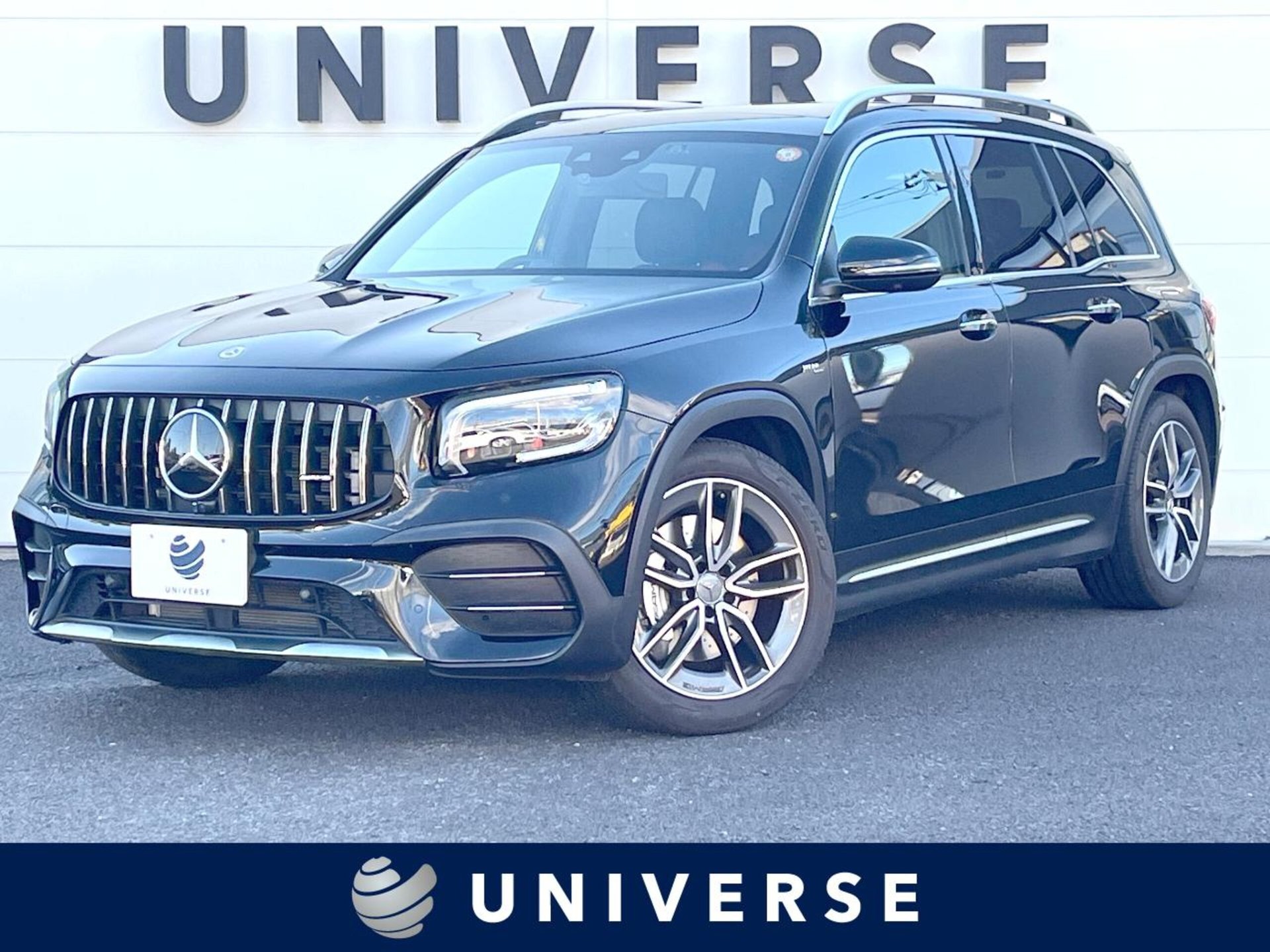 MERCEDES-BENZ GLB AMG - View 1