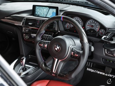 BMW M3 SEDAN - 7