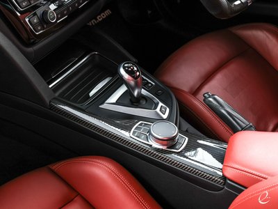 BMW M3 SEDAN - 9