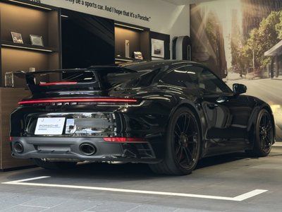 PORSCHE 911 - 4