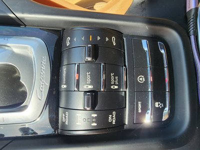 PORSCHE CAYENNE - 10