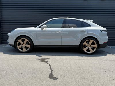صورة مصغرة 11 لـ 2023 Porsche CAYENNE