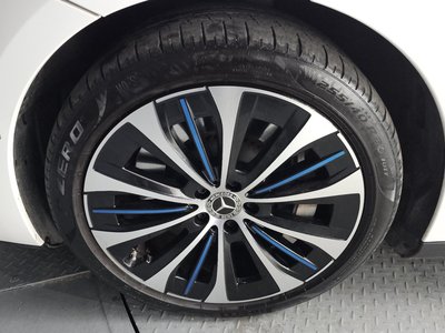 MERCEDES-BENZ EQE - 6