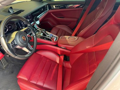 PORSCHE PANAMERA - 8