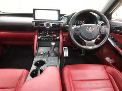LEXUS IS - 4