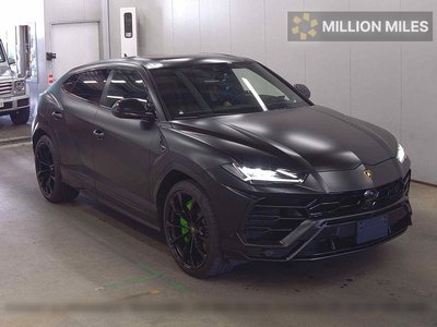 LAMBORGHINI URUS - 1