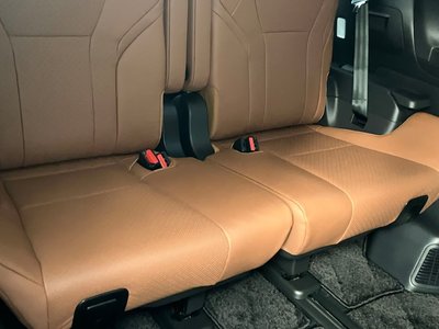 2026 Toyota VELLFIRE — миниатюра 37