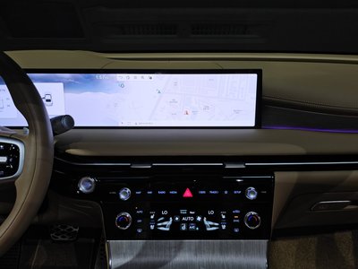 2024 Genesis G80 (RG3) — миниатюра 18
