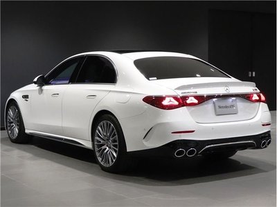 MERCEDES-BENZ E-CLASS - 3