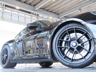 PORSCHE 911 - 6