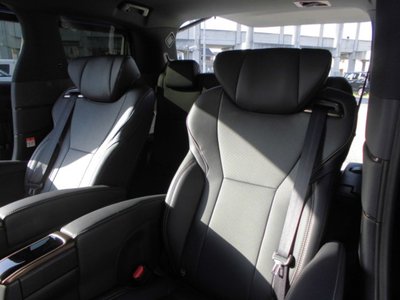 TOYOTA ALPHARD - 10