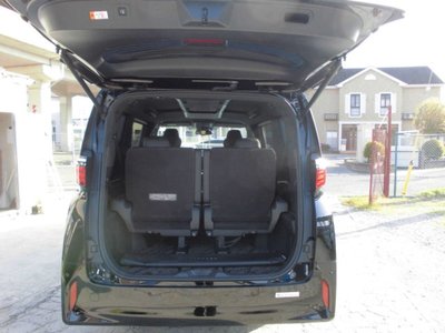 TOYOTA ALPHARD - 8