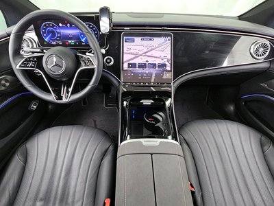 MERCEDES-BENZ EQS - 5