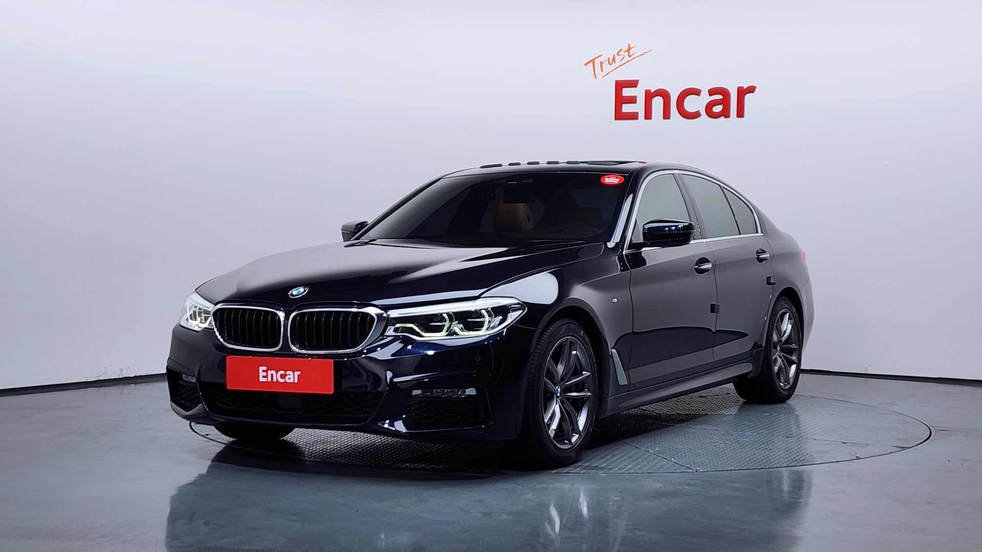 BMW 5 SERIES - View 1