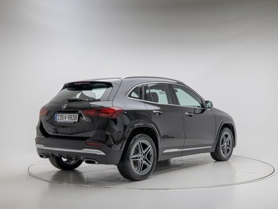 MERCEDES-BENZ GLA - 3