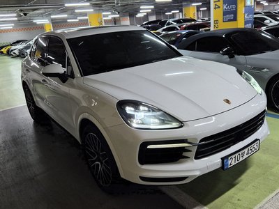 PORSCHE CAYENNE - 4