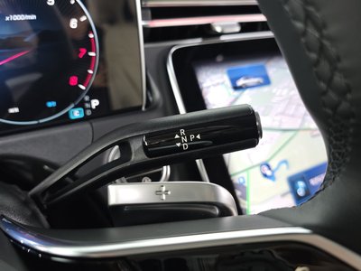 MERCEDES-BENZ E-CLASS - 9