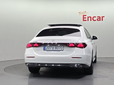 MERCEDES-BENZ E-CLASS - 4