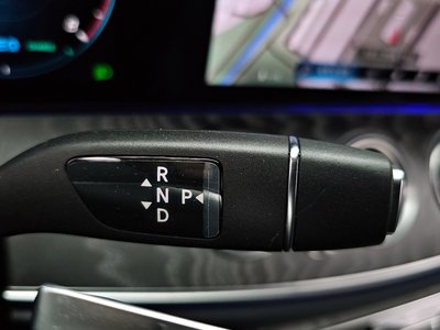 MERCEDES-BENZ E-CLASS - 9