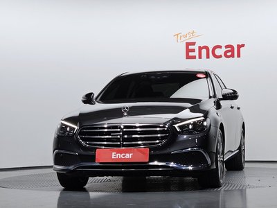 MERCEDES-BENZ E-CLASS - 2