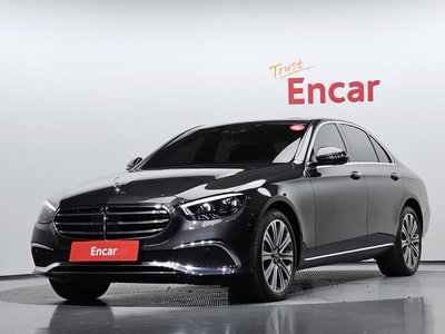 MERCEDES-BENZ E-CLASS - 1