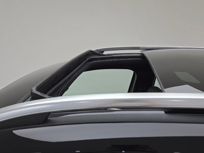 2025 Mercedes-BENZ GLB 缩略图 12