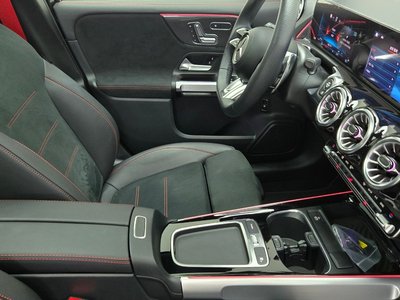 2025 Mercedes-BENZ GLB photo 9