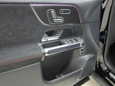 2025 Mercedes-BENZ GLB 缩略图 15