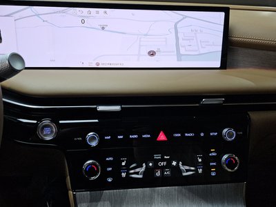 2024 Genesis G80 (RG3) 缩略图 24