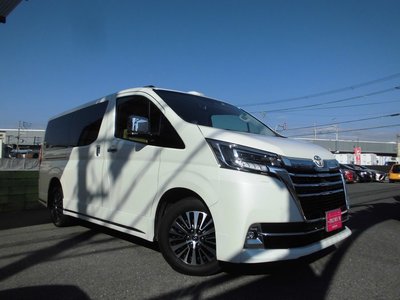 TOYOTA GRAND ACE - 4