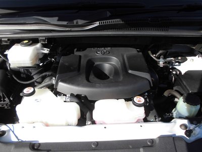 TOYOTA GRAND ACE - 6