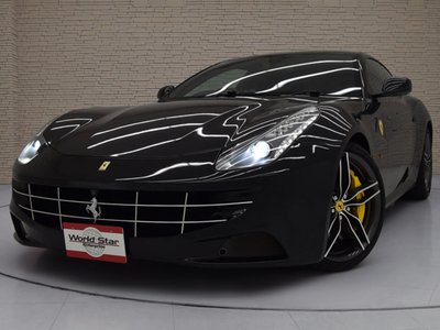 FERRARI FF - 5