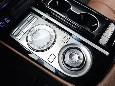 GENESIS G80 (RG3) - 9