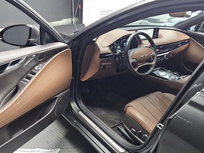 GENESIS G80 (RG3) - 10