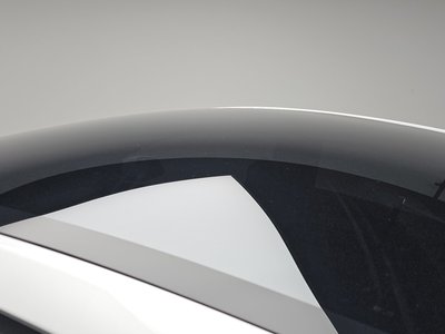 2025 Tesla MODEL Y — миниатюра 25