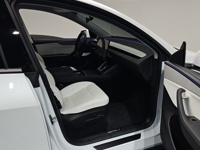 2025 Tesla MODEL Y — миниатюра 17