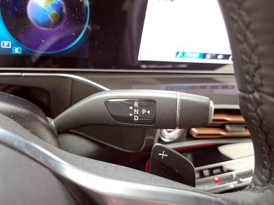 MERCEDES-BENZ EQC - 9