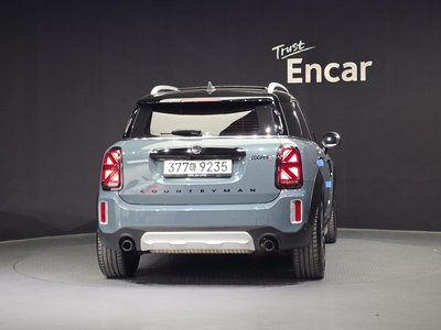 MINI COUNTRYMAN - 4