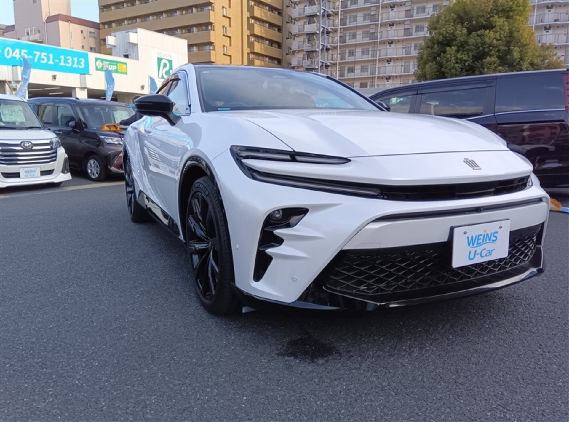 TOYOTA CROWN SPORT - View 1