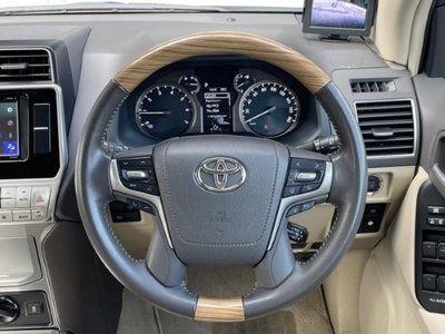 TOYOTA LAND CRUISER PRADO - 6