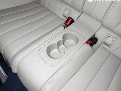 صورة 10 لـ 2023 Mercedes-BENZ E-CLASS